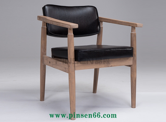 實(shí)木復(fù)古做舊靠背椅 歐式扶手咖啡廳餐桌椅 北歐休閑椅定制廠家 實(shí)木復(fù)古做舊靠背椅 歐式扶手咖啡廳餐桌椅 北歐休閑椅定制廠家