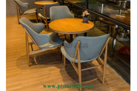 挑選咖啡廳桌椅時(shí)需要注意什么？